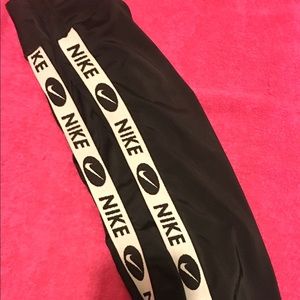 Nike leggings